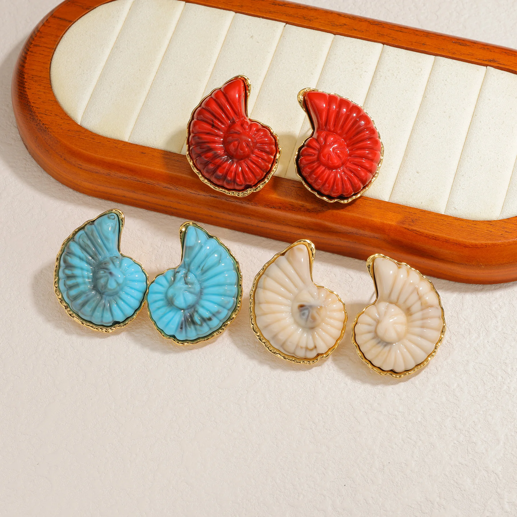 Freeteeme العصرية الذهب اللون الإطار شل محارة وأقراط المحيط سلسلة مجوهرات جميلة ثقب الأذن للنساء هدايا عيد ميلاد