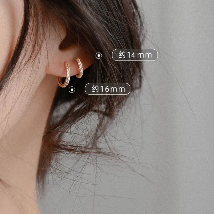 Versatile earrings S925 silver needle flash diamond earrings, simple ear buckles, trendy women's sweet diamond-encrusted circle