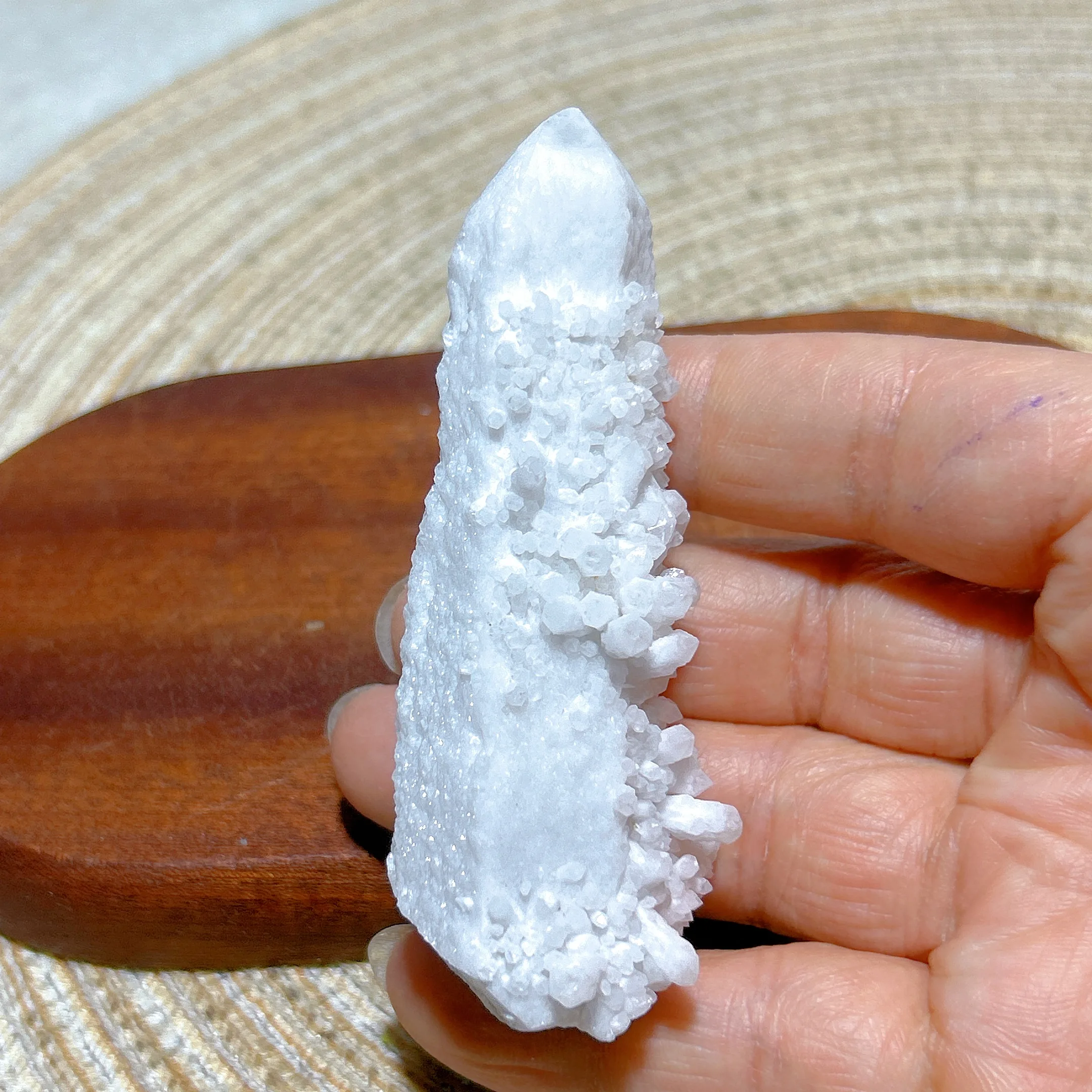 

Healing Natural Crystal Mongolia Candle Clear Quartz Druzy Specimen Raw Stone Mineral Energy Reiki Home Decorations Gift