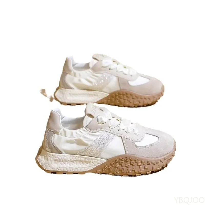 レディース春夏厚底スニーカーカジュアル快適シューズ通気性メッシュソフトソール身長アップシューズ