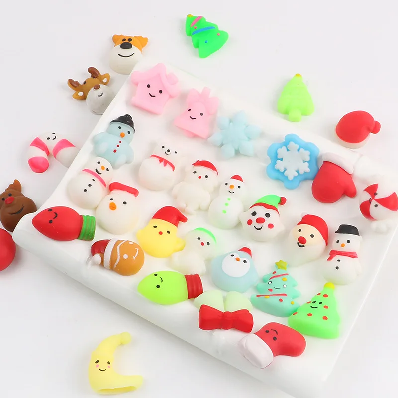 10Pcs Cartoon Santa Claus Snowman Reindeer Stress Relief Fidget Toys for Kids Birthday Party Favors Christmas Pinata Fillers