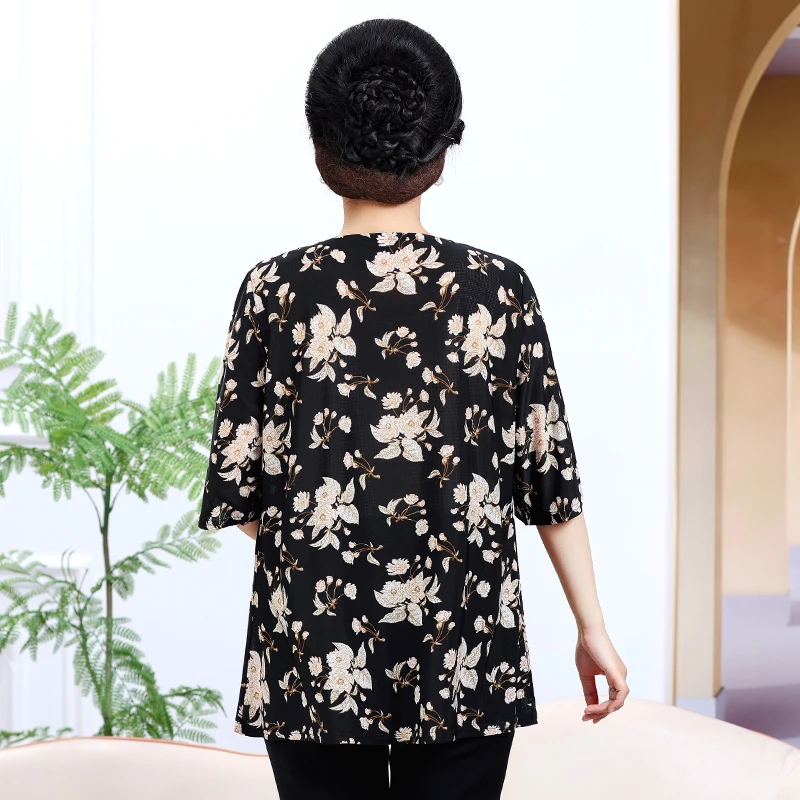 Round Necked Pleated Blouse Summer Loose T-shirt 2024 New Plus Size Shirt Flower Pattern Short Sleeved Women\'s Clothing