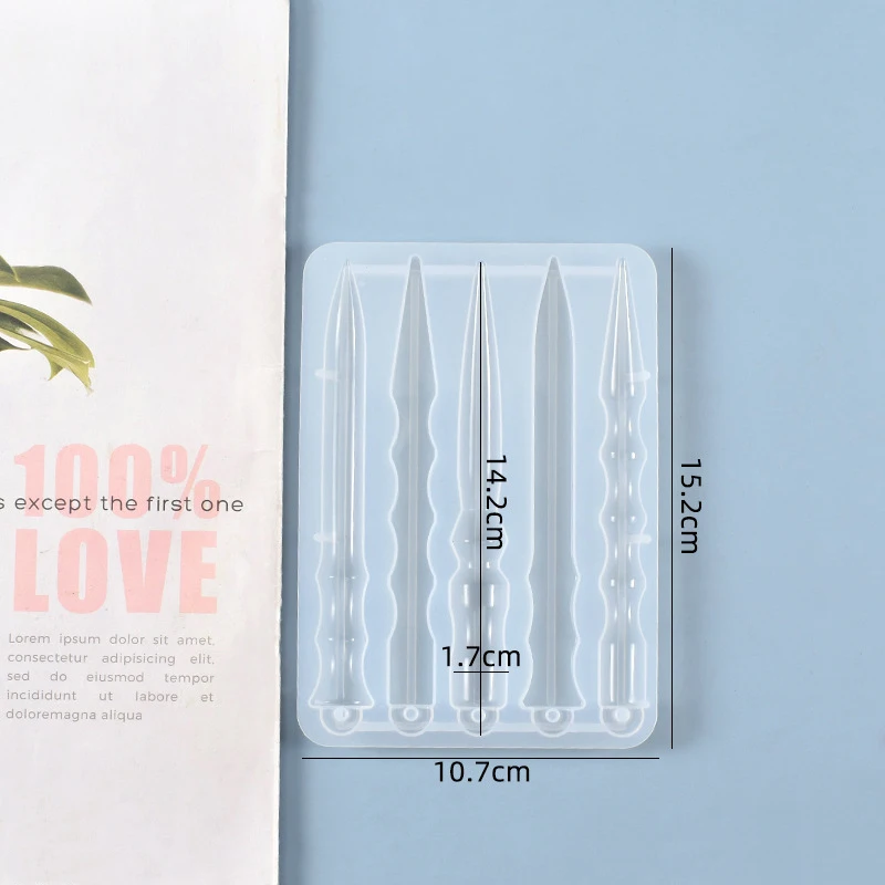 Boomerang Epoxy Silicone Mold defense Toy Hanging decorations Costume Accessory Halloween DIY Resin Casting image 3
