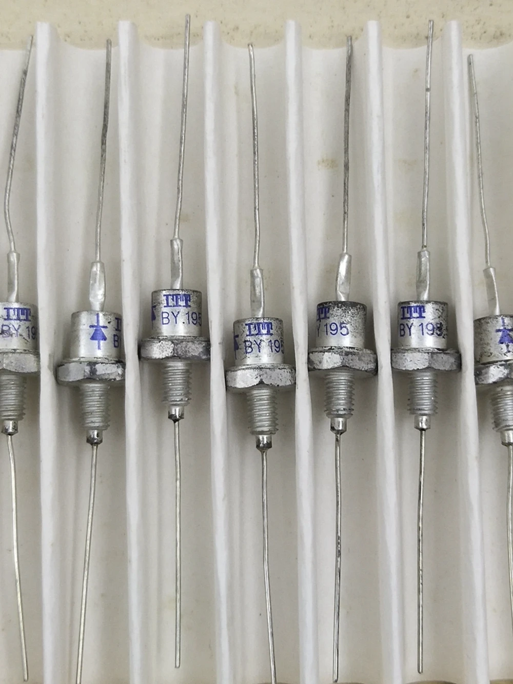 

BY195 1pcs/lot New&Original In Stock