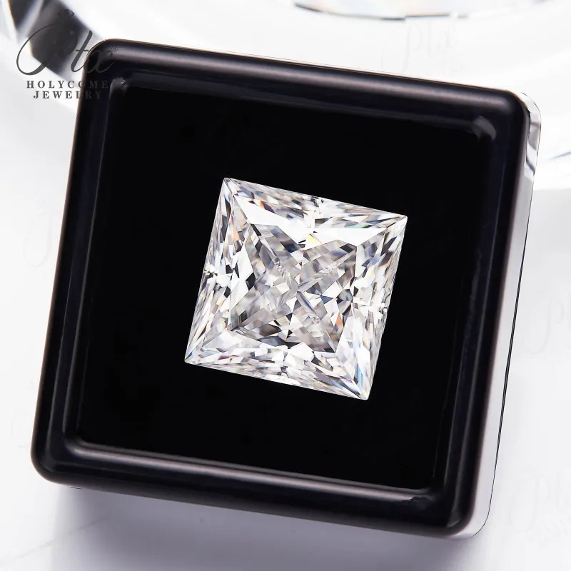 Thumbnail 4 - #43 Trending Moissanite Earrings Right Now