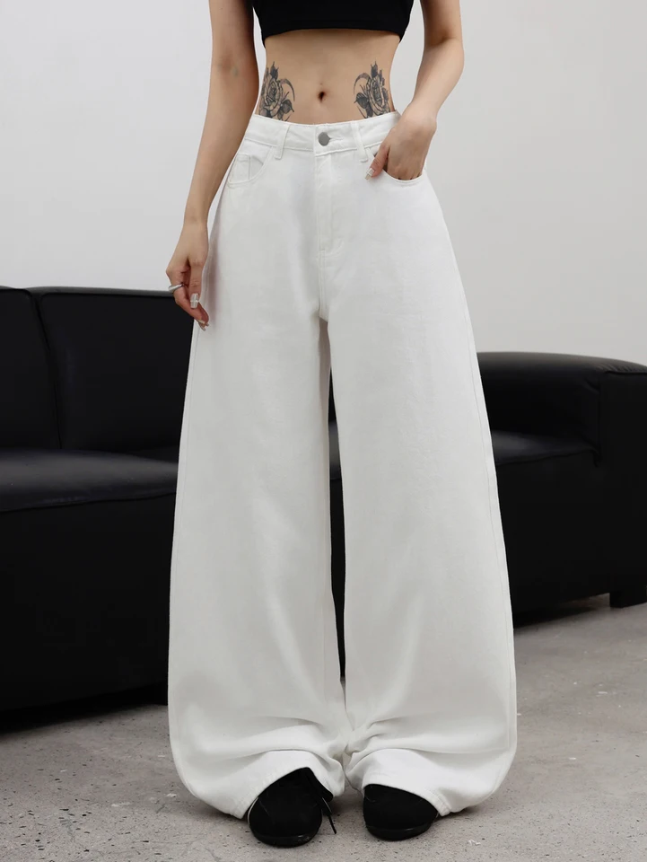 Womens White Classic Loose Fit Fashion Jeans