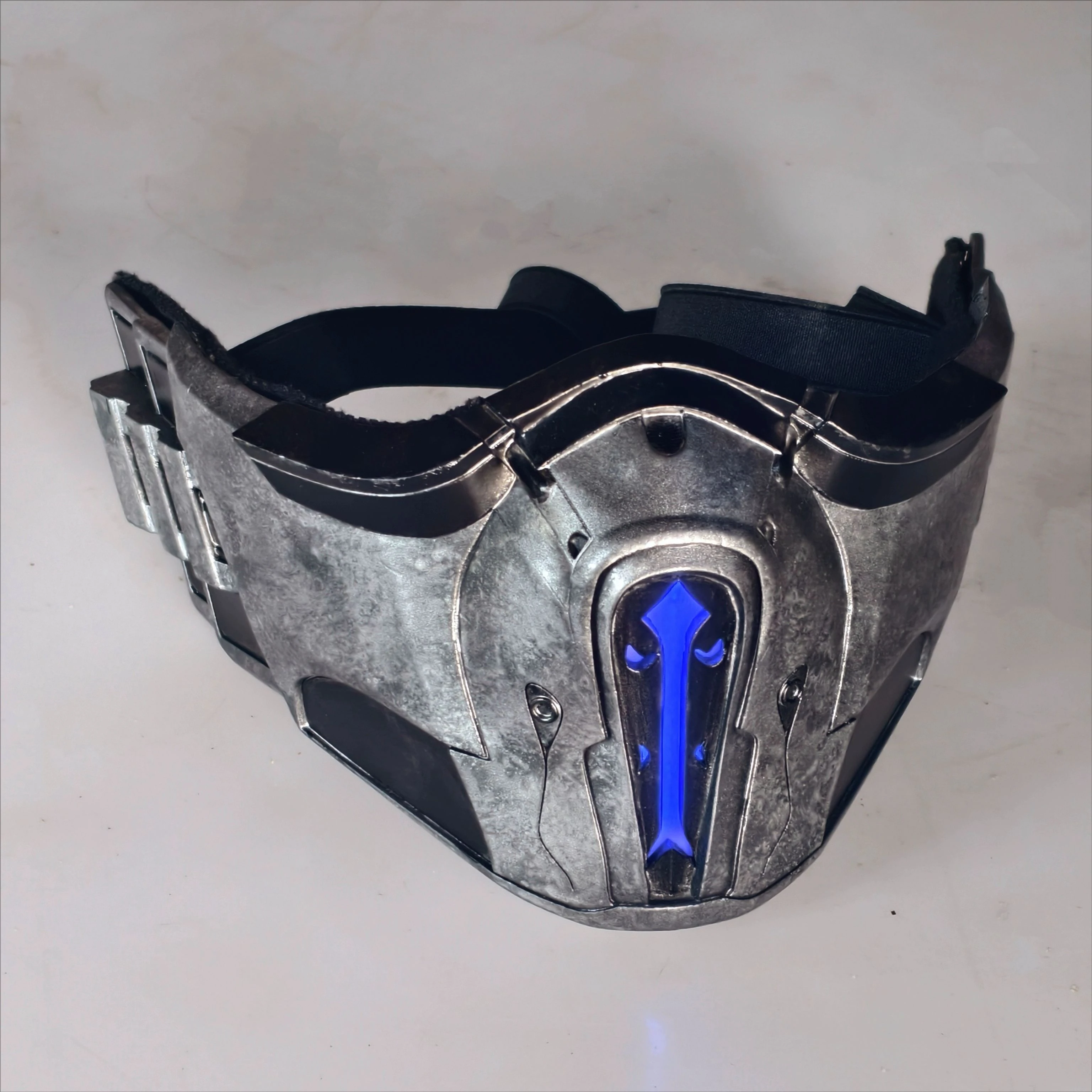 

Anime Game Mortal Kombat Cosplay Luminous lamp Mask Adult Men FRP Face Mask Props Halloween Carnival Role play Mask Acceseories