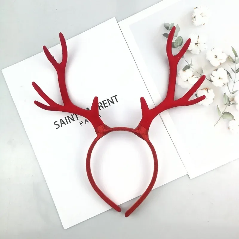 Natal Cabang Rusa Hiasan Kepala