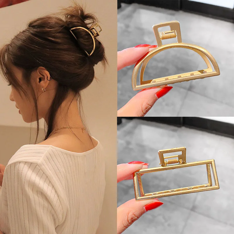 2024 Korean New Claw Barrettes For Women Fashion Girl Metal Geometric Hollow Out Headwear Accessories Crab Hair Clip