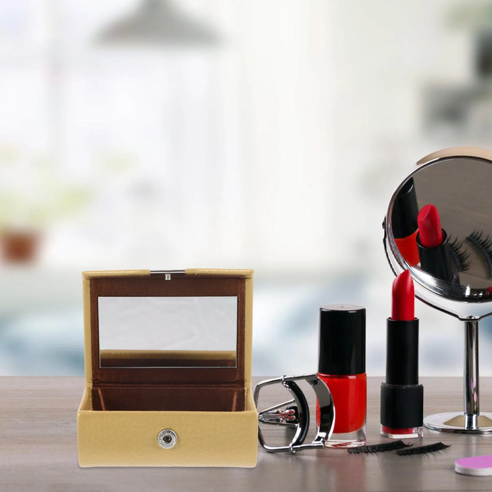 Lipstick Holder with Mirror Exquisite Craftsmanship Dual Slot Lipstick Storage Case Fashionable Pattern Protective Makeup