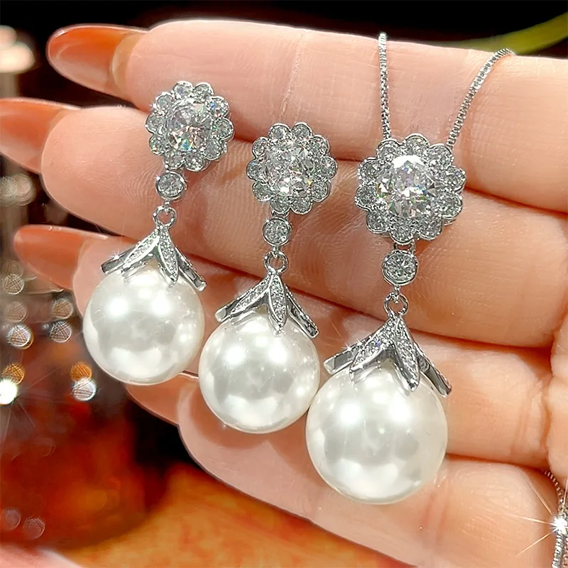 

New jewelry set copper base, gold-plated, inlaid with white pearls, round shape, light luxury style for women, 16-14mm