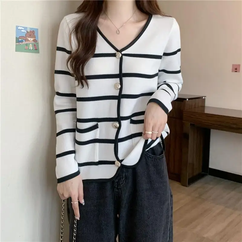 Women Spring Autumn Sweaters V-neck Stripe Knitted Cardigan Fashion korean Long Sleeve Casual Loose Short Tops Cardigans Sweater