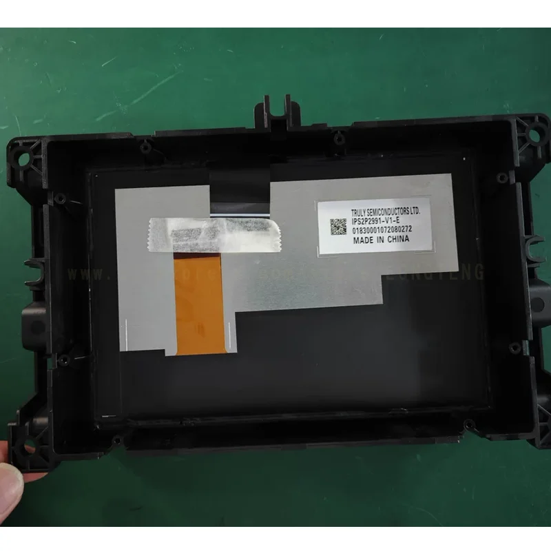 TDO-WXGA0700K00033-V2 TD0-K00033-S-W-1-E AM FM Radio LCD Display Screen Panel for 2017-2020 J.e.ep Compass Vehicle Specific
