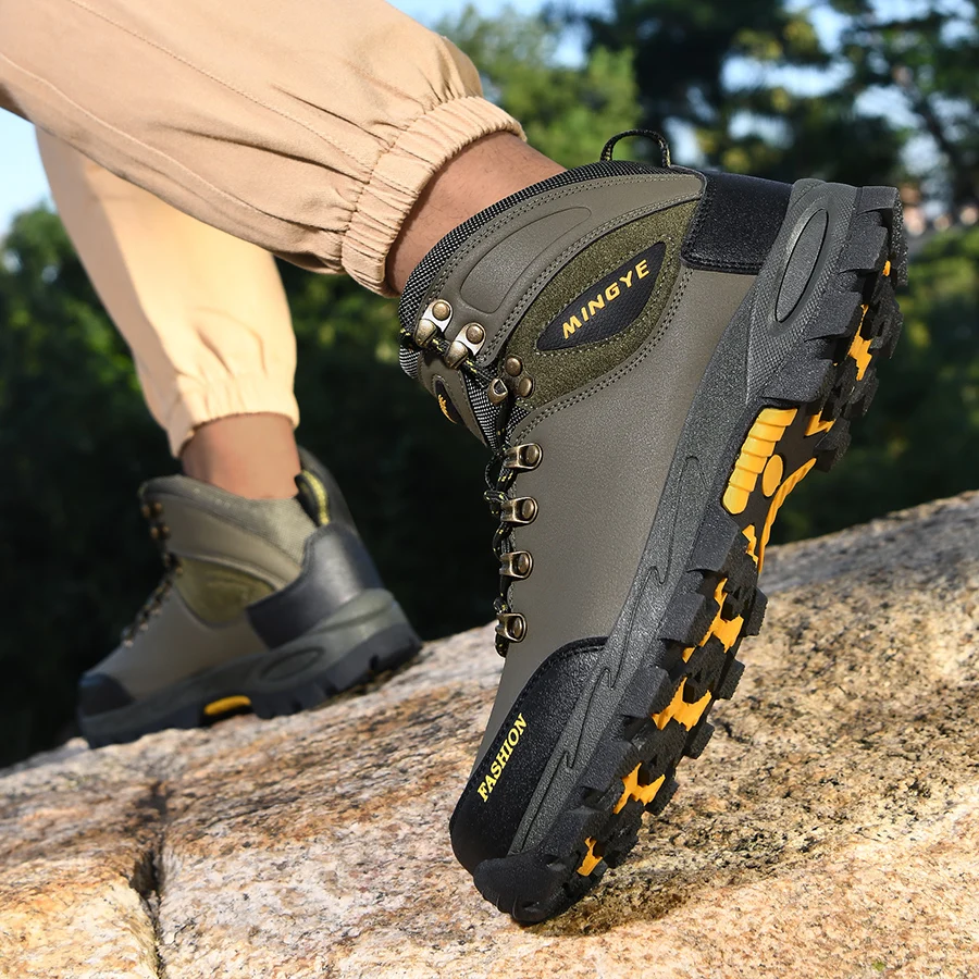 

Осенне-зимние новые высокие уличные походные туфли, мужская треккинговая обувь