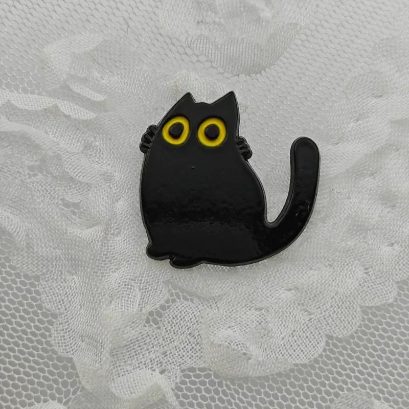 Cute Black Cat with Knife Brooch Animal Clothing Decoration Badge Jewelry Enamel Kitten Cartoon Metal  Pins Gift Deco Wholesale