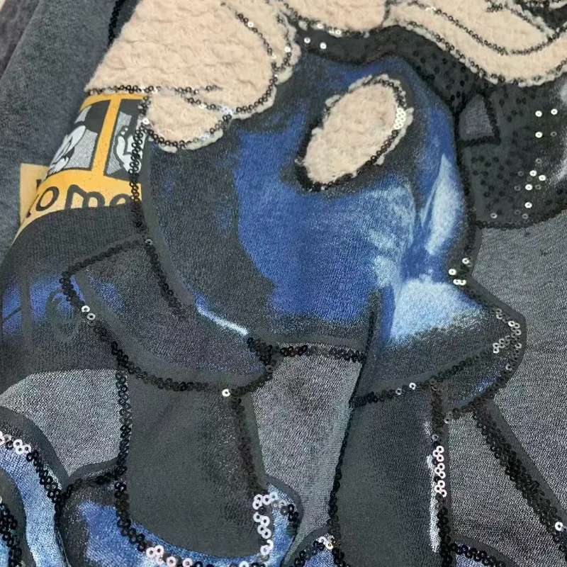 سترة جديدة لخريف وشتاء 2025 بغطاء للرأس من الصوف سترة ثقيلة مغسولة سترة شبابية عصرية برسوم كارتونية فضفاضة برقبة مستديرة