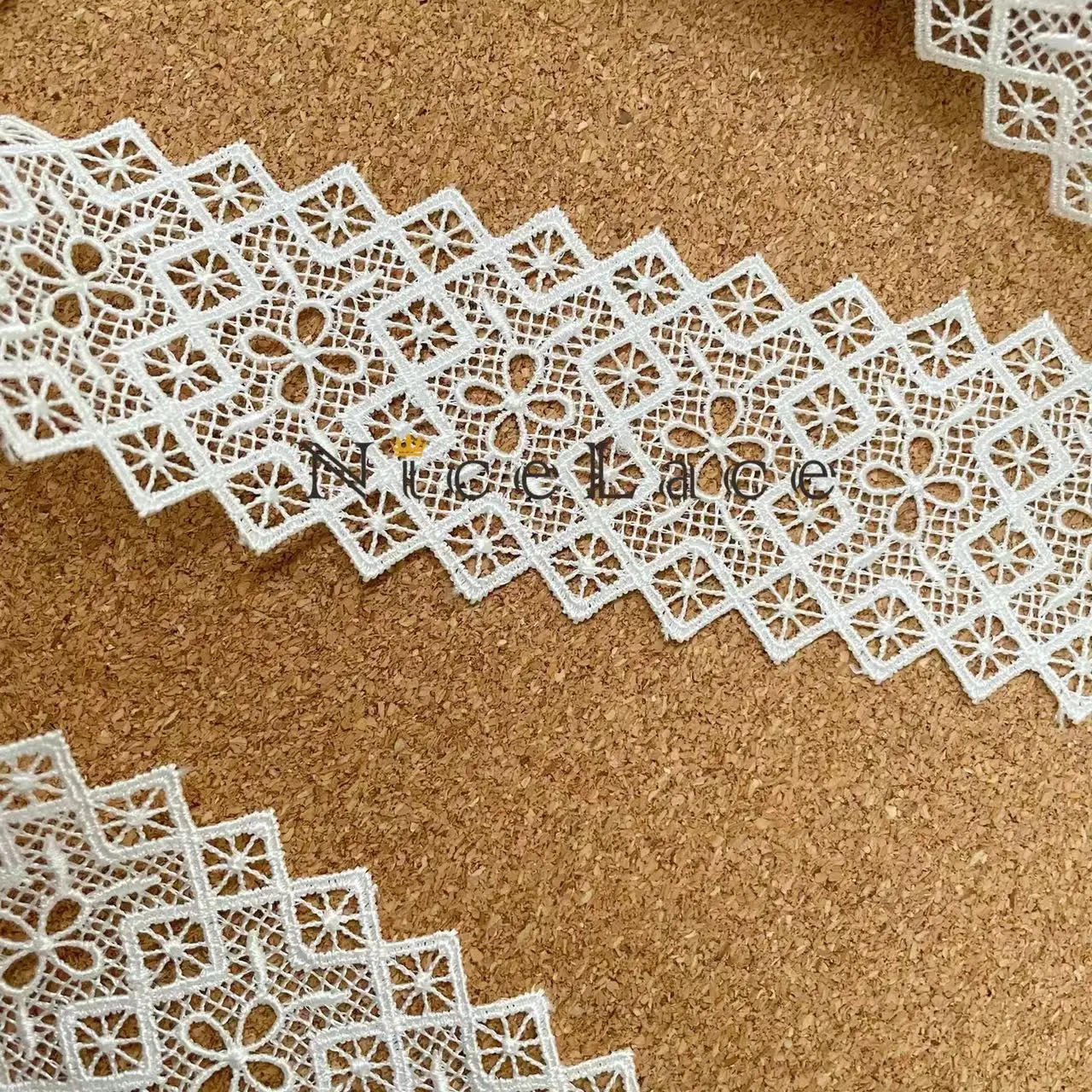 5 Yard/Lot Good Quality White Embroidery Lace Ribbon Flowers Edge And Square Pattern For DIY Handmade Fashion Dress Accessories