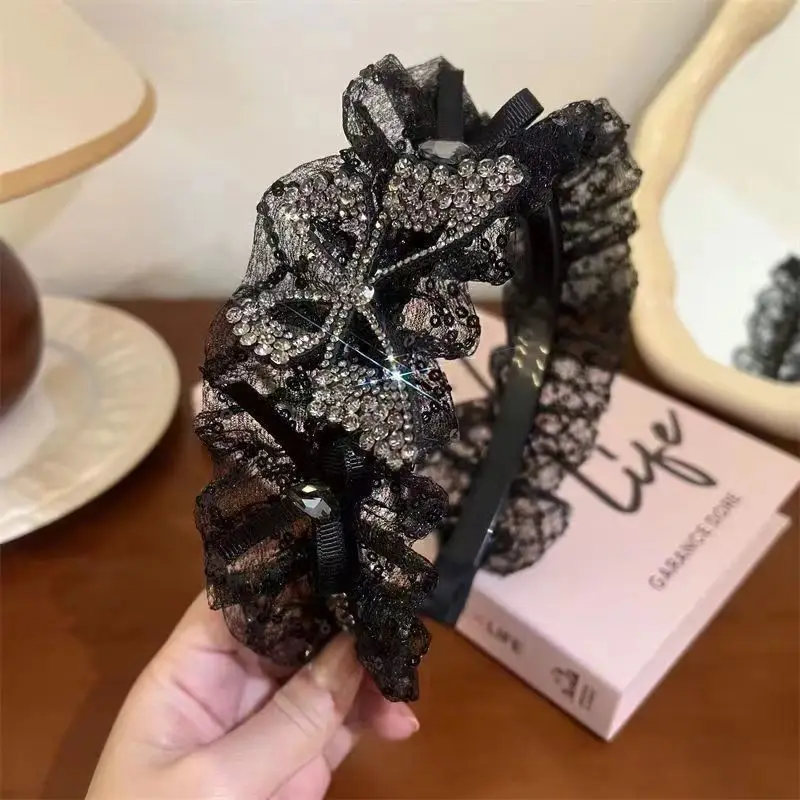 

Female Exquisite Black Hair Accessories Women Girls Temperament Butterfly New Headwear Headband and Hair Claw for Going Shopping