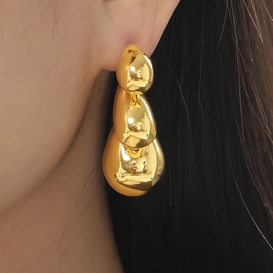 

Unique Water Drop Shiny Earrings For Women Luxury Copper Vintage Gold Plated Ear Stud Trendy Charm Jewelry Gift