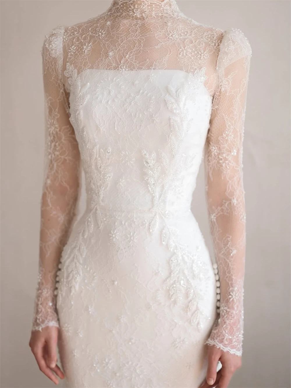 تخصيص أنيقة الدانتيل الأبيض زي العرائس الرسمي س الرقبة طويلة الأكمام فستان الزفاف الكلاسيكية حورية البحر ذيل محكمة رداء دي mariée