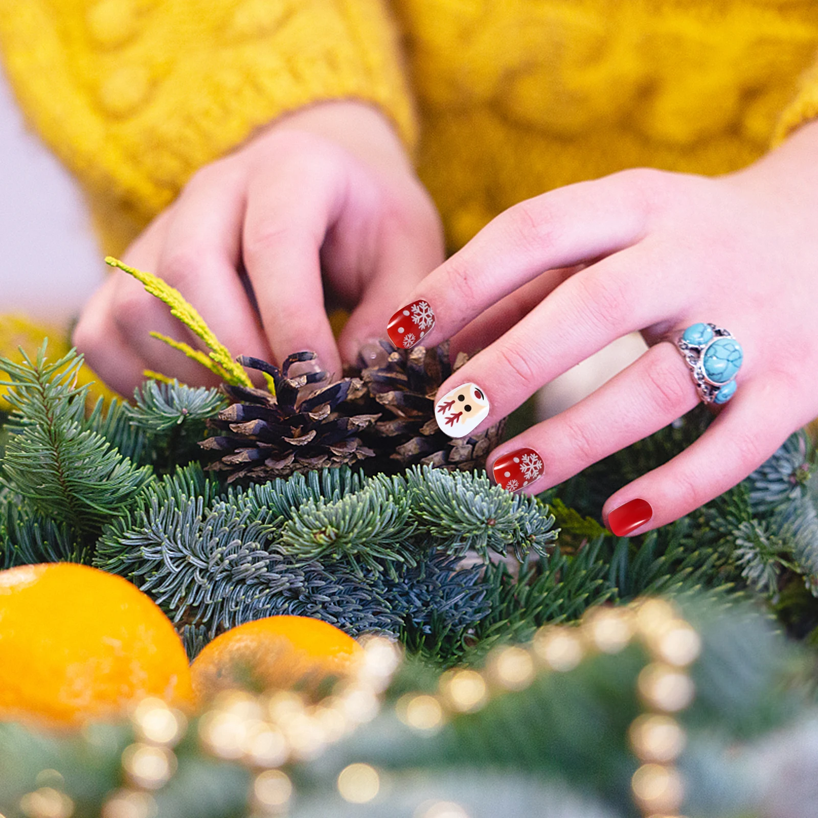 

48pcs Christmas Fake Nails Xmas Press On Red Festival Manicure Reindeer Artificial Nail Art Girls Easy Apply Short Full Cover