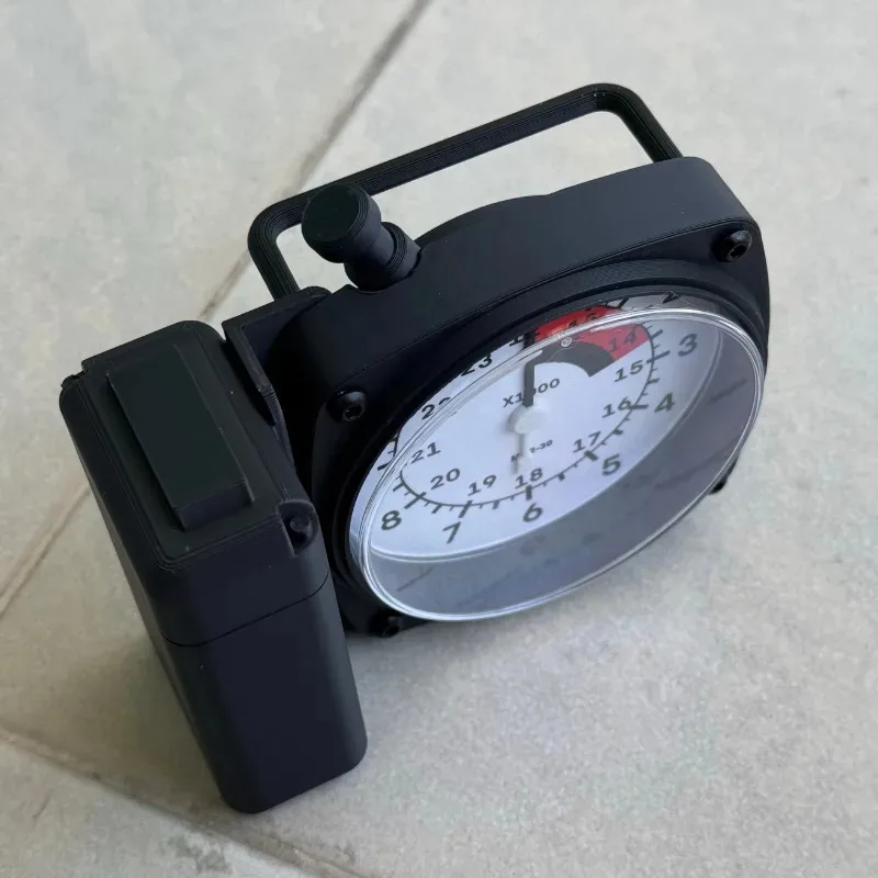 COD19 Battle COS Altimeter Accessory Military Model Night Attack Ghost High Jump Barometer