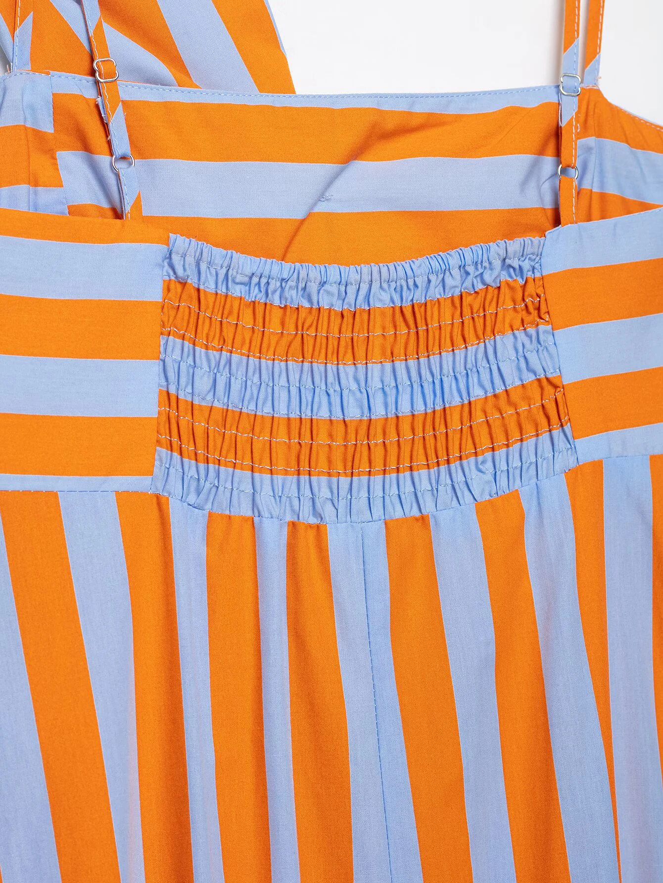 ZERAINS 2026 Herbstkollektion: Neues ärmelloses, gerades Damenkleid mit gestreiftem Trägerkleid im Lagenlook. – Detail 10