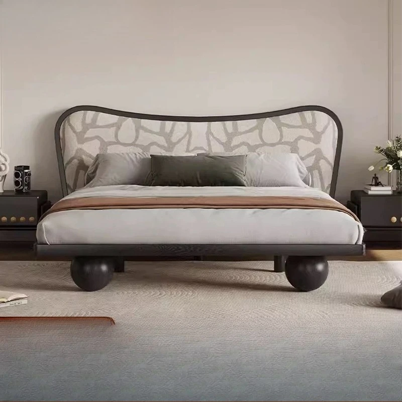 Solid wood bed, French light luxury retro butterfly bed, soft bag solid wood bedroom double bed, master bedroom soft bed