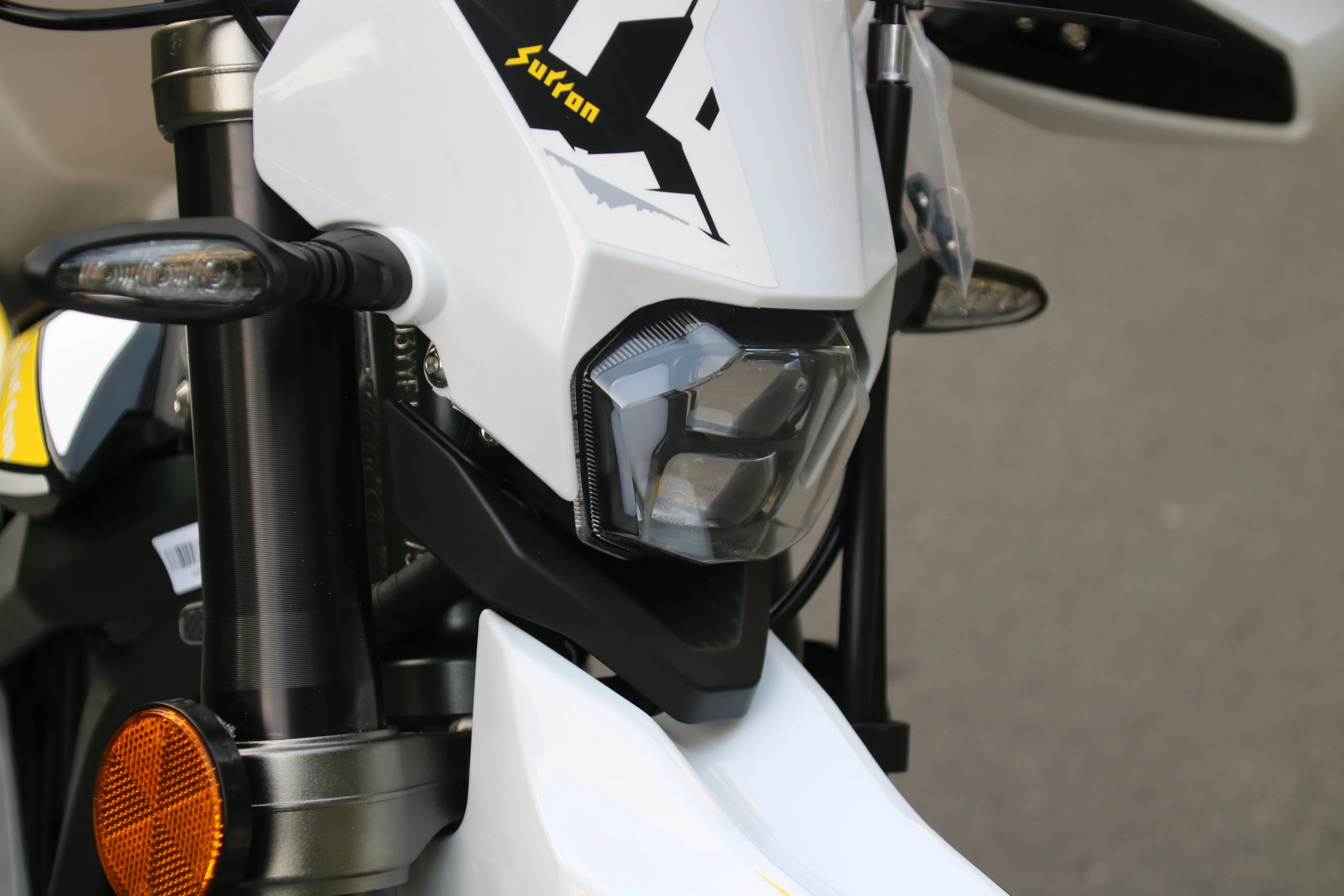 Motocross elettrico per bicicletta fuoristrada a lunga distanza Ultra Bee nuovo modello potente motore 8000w