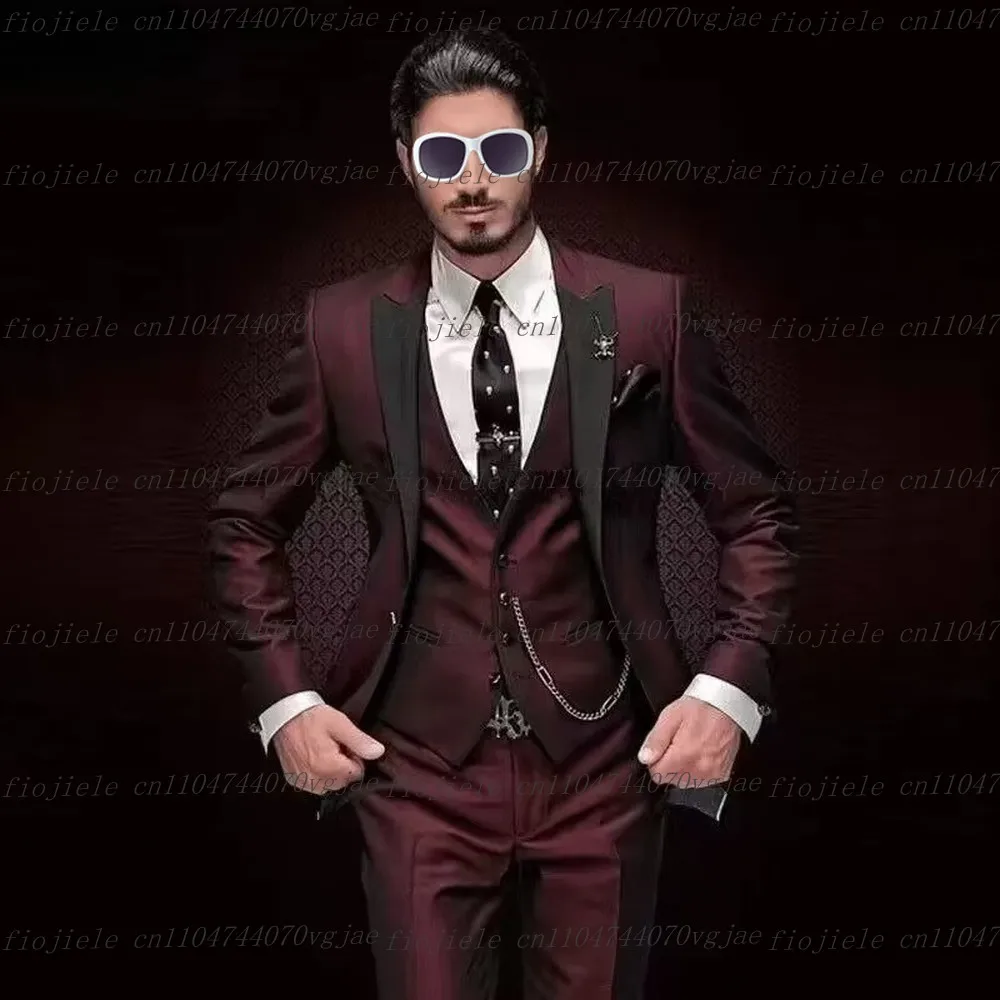 

Бордовый и черный мужской костюм, официальная свадебная вечеринка, жених, жених, деловые мужские смокинги, комплект из трех предметов по индивидуальному заказу, куртка, жилет, брюки