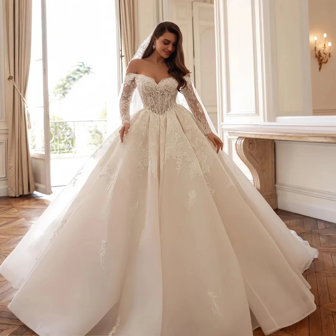 

Vintage Wedding Dresses Sweetheart Embroidery Beads Long Sleeve Princess Bride Dress Bridal Gowns Exquaisite