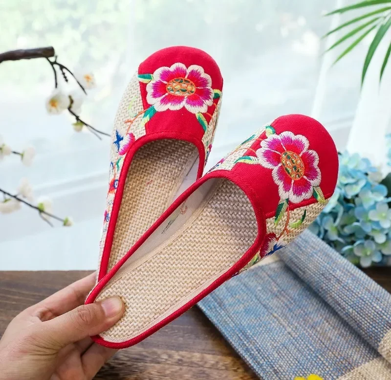 Slippers Women Shoes for Women Fashion Casual Vintage Embroidery Ethnic Style Streetwear Chinese Style Summer Harajuku