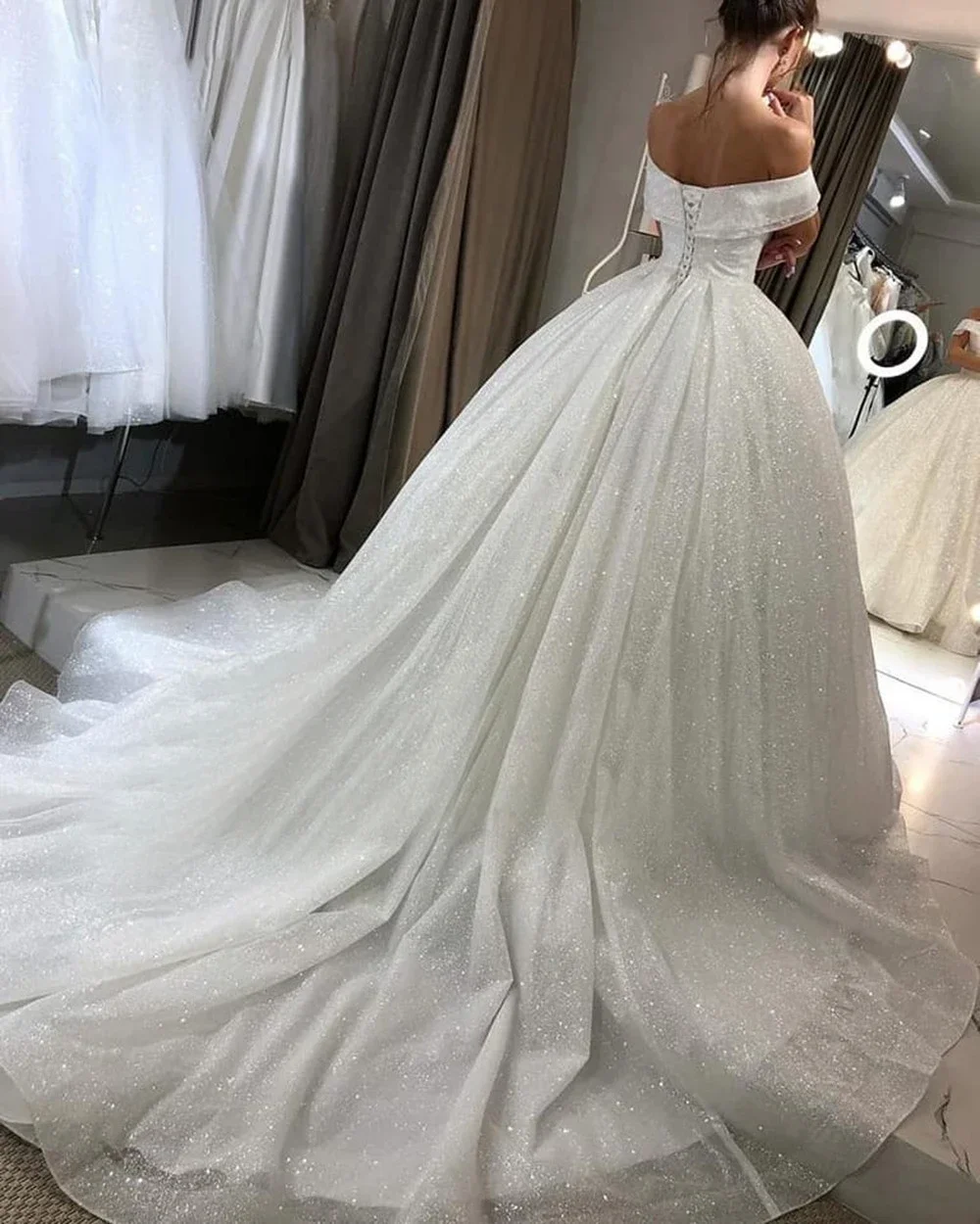 Maßgeschneiderte romantische schulterfreie Brautkleider Ballkleid 2025 Brautkleid für Frauen Brautkleid Vestidos Novias Boda