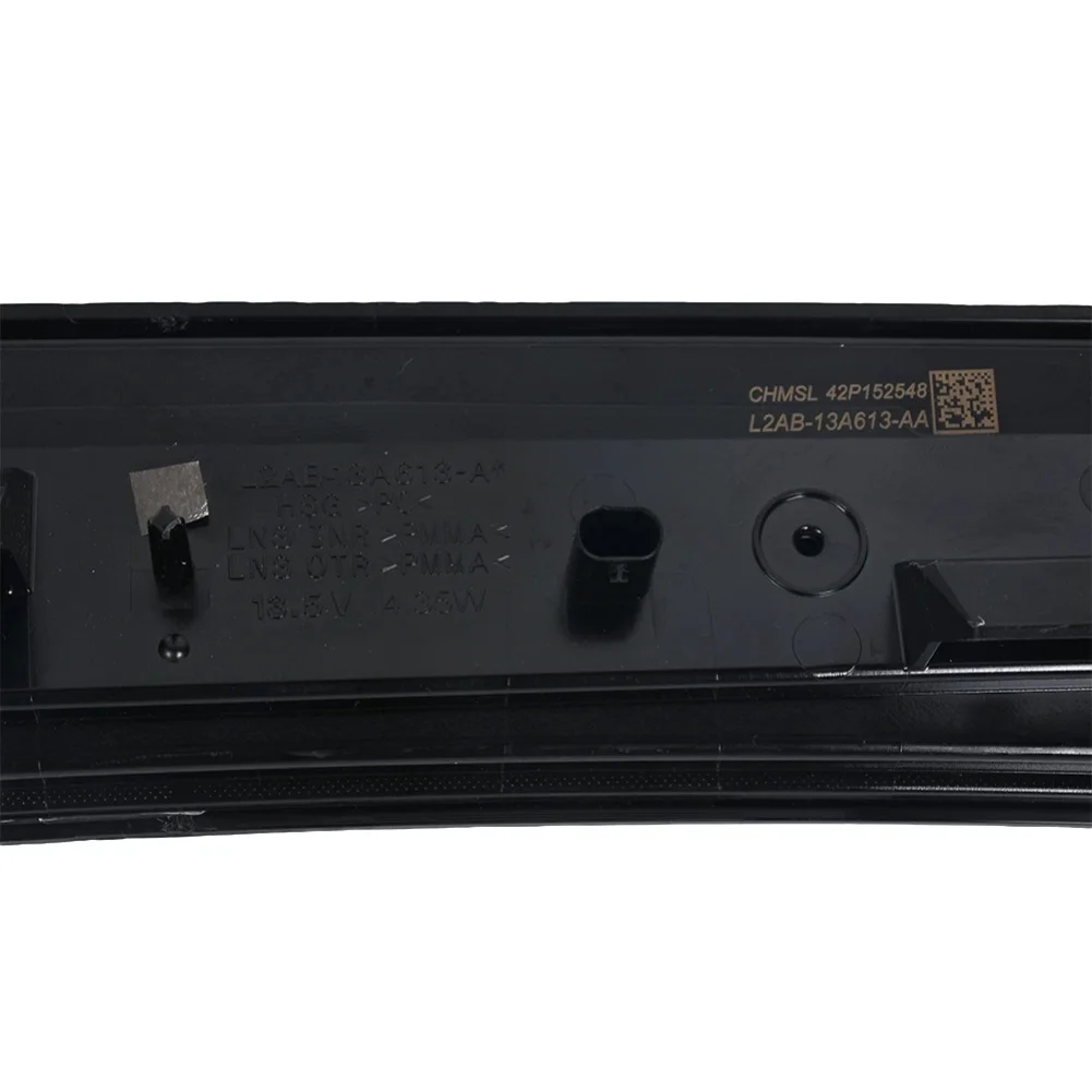 

Automotive Replacement Brake Light Replacement ABS Material Easy To Use Non-Deformation Design Quick Installation