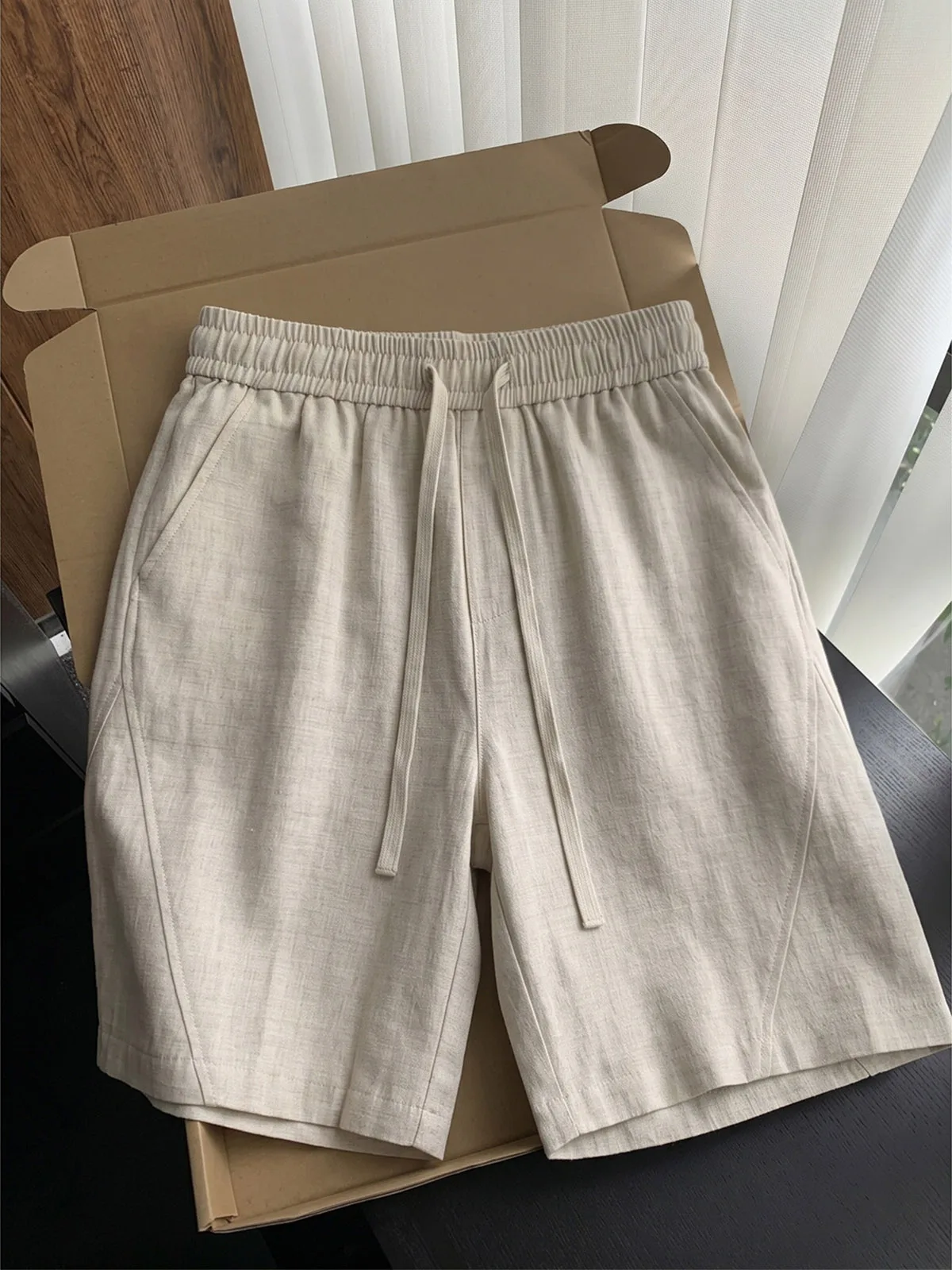 Loose Fit Linen-Like Straight Leg Shorts for Men Breathable Quick Dry Casual Pants Comfortable Loose Feeling Five Inches Short