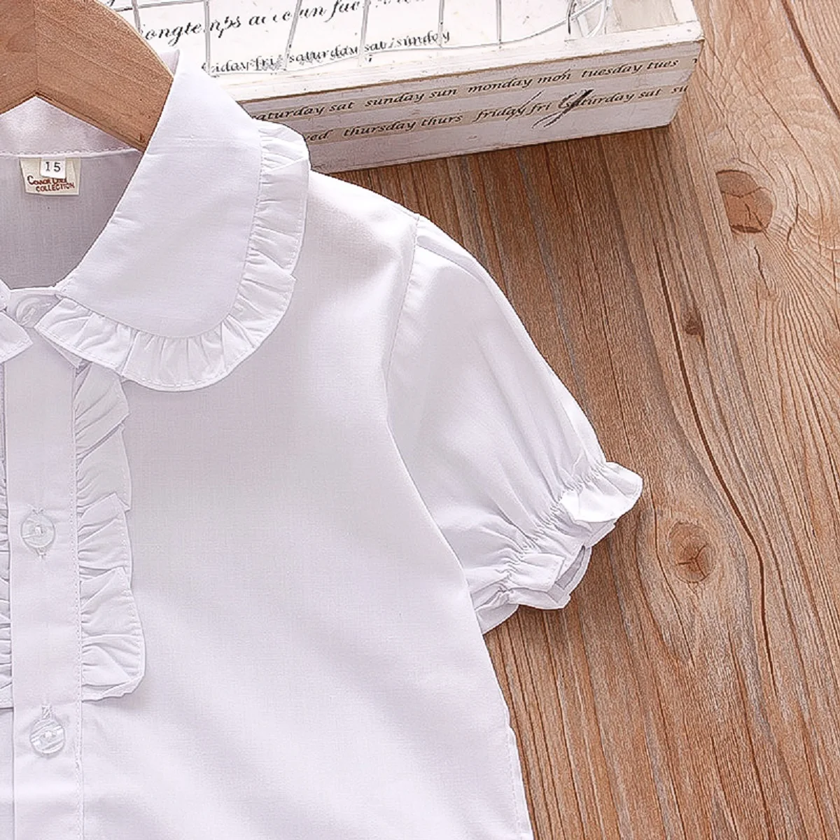 New Summer Baby Girls Shirt Lace Button Fold Bubble Sleeve Solid Color White Shirt With Simple Shirt Casual Style