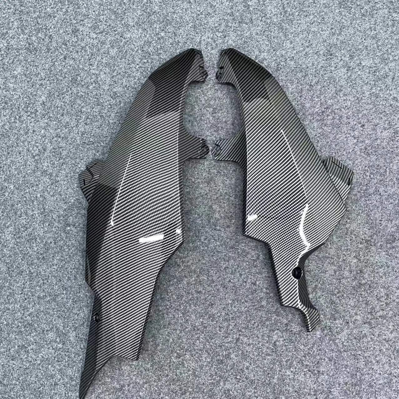 

ABS motorcycle fairings are suitable for GSXR600 GSXR750 small R K8 lower bumper lower plate 08 09 10 carbon fiber paint