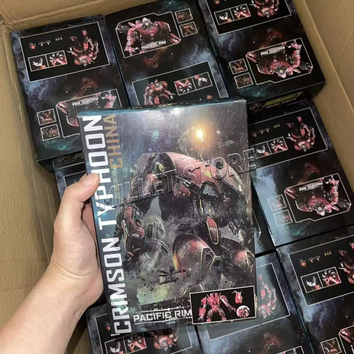 

Emit Light 20CM NECA Figure Pacific Crimson Typhoon Gipsy Danger Cherno Alpha Model Toys Rim Collection Doll Gift