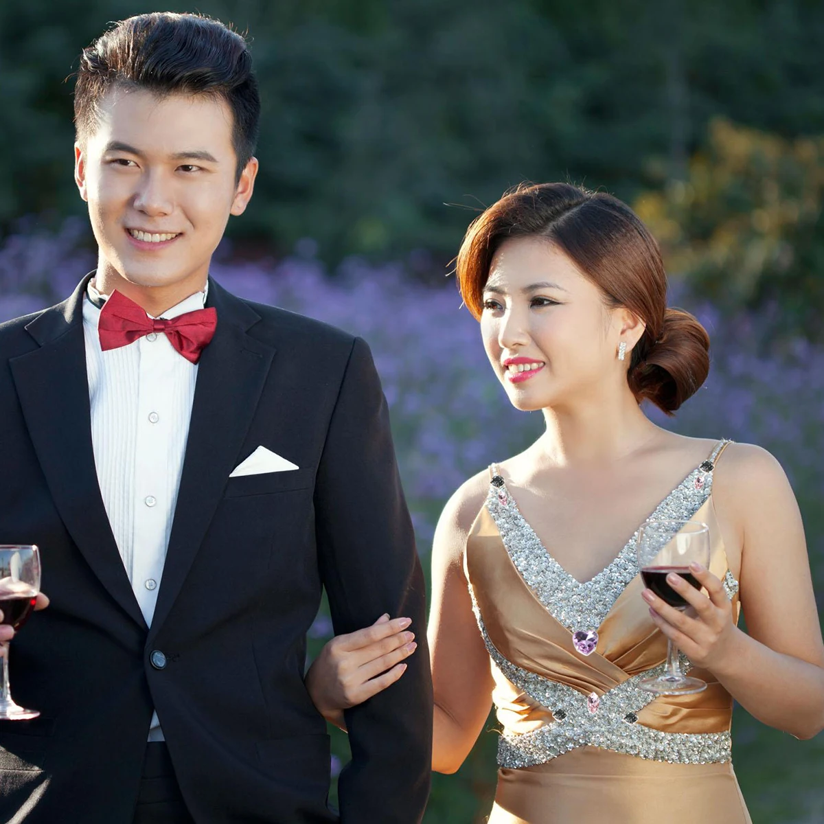 

50 Pcs Glass Crystal Claw Drill Costume Rhinestones for Clothes Teardrop Garment