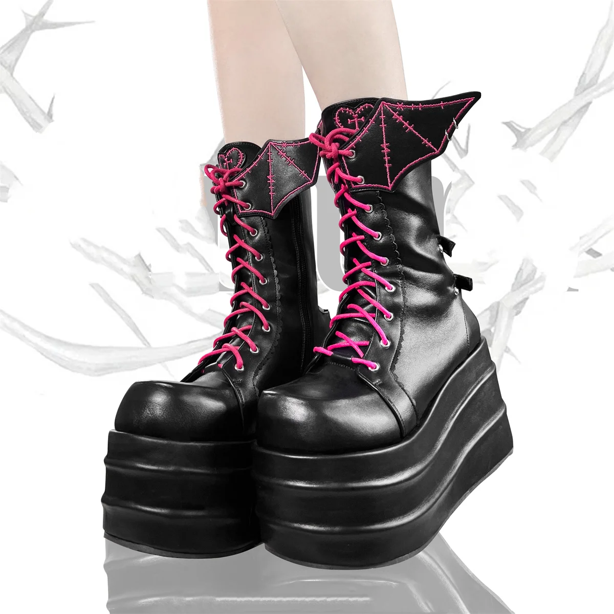 

Punk Retro Style Dark Girls Shoes Lolita Cosplay Love Cross Sewing Wings Round Head Thick Soled Shoelace 8cm High Heel Boots