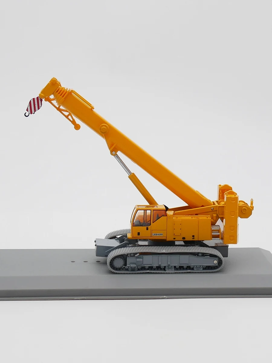 Diecast IXO 1:72 Scale Liebherr LTR 1100 Liebherr Crane Crane Construction Machinery Car Model Alloy Car Model Collectible Toy
