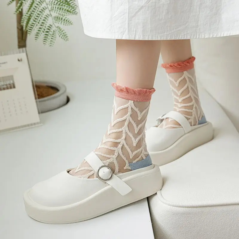 Chaussettes d'été en dentelle transparente pour femmes, respirantes, douces, tendance, décontractées, mignonnes, Harajuku