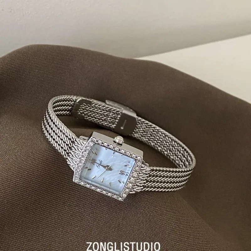 Reloj de Pulsera PEIYING con Esfera Cuadrada para Mujer, Diseño Exclusivo con Diamantes y Madreperla Azul Claro, Estilo Moderno y Elegante, Resistente al Agua