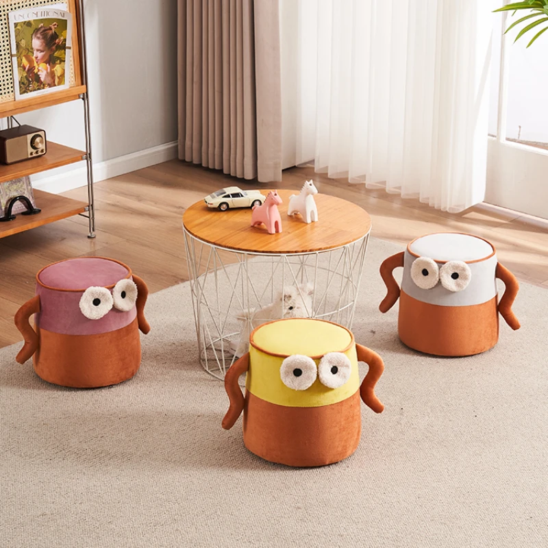 Short stool creative big eyed cute yellow person minimalist modern dismantling and washing footstool housewarming gift