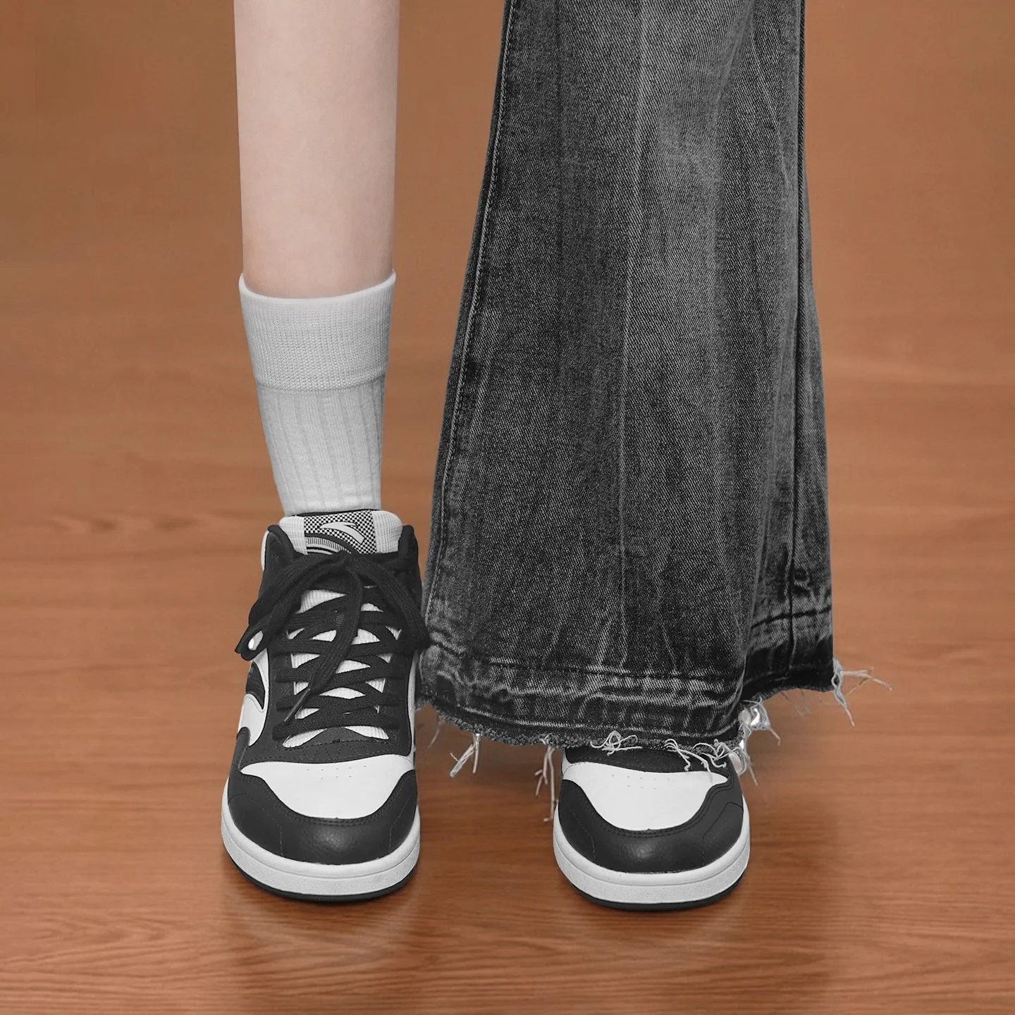 planche-superieure-haute-oes-femmes-2025-nouveau-retro-polyvalent-sport-oes-classique-etudiant-decontracte-oes-confortable-leger