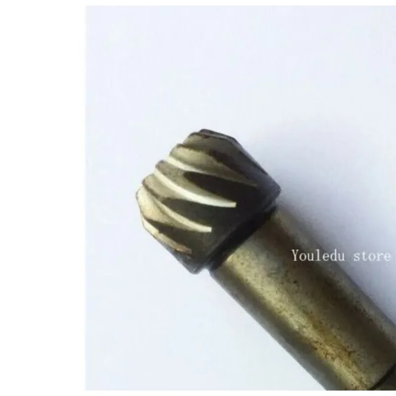 

Подходит для деталей фрезерного станка B3 + 4 + 9, червячная передача с автоматической подачей, коромысло, вал шестерни для зонта