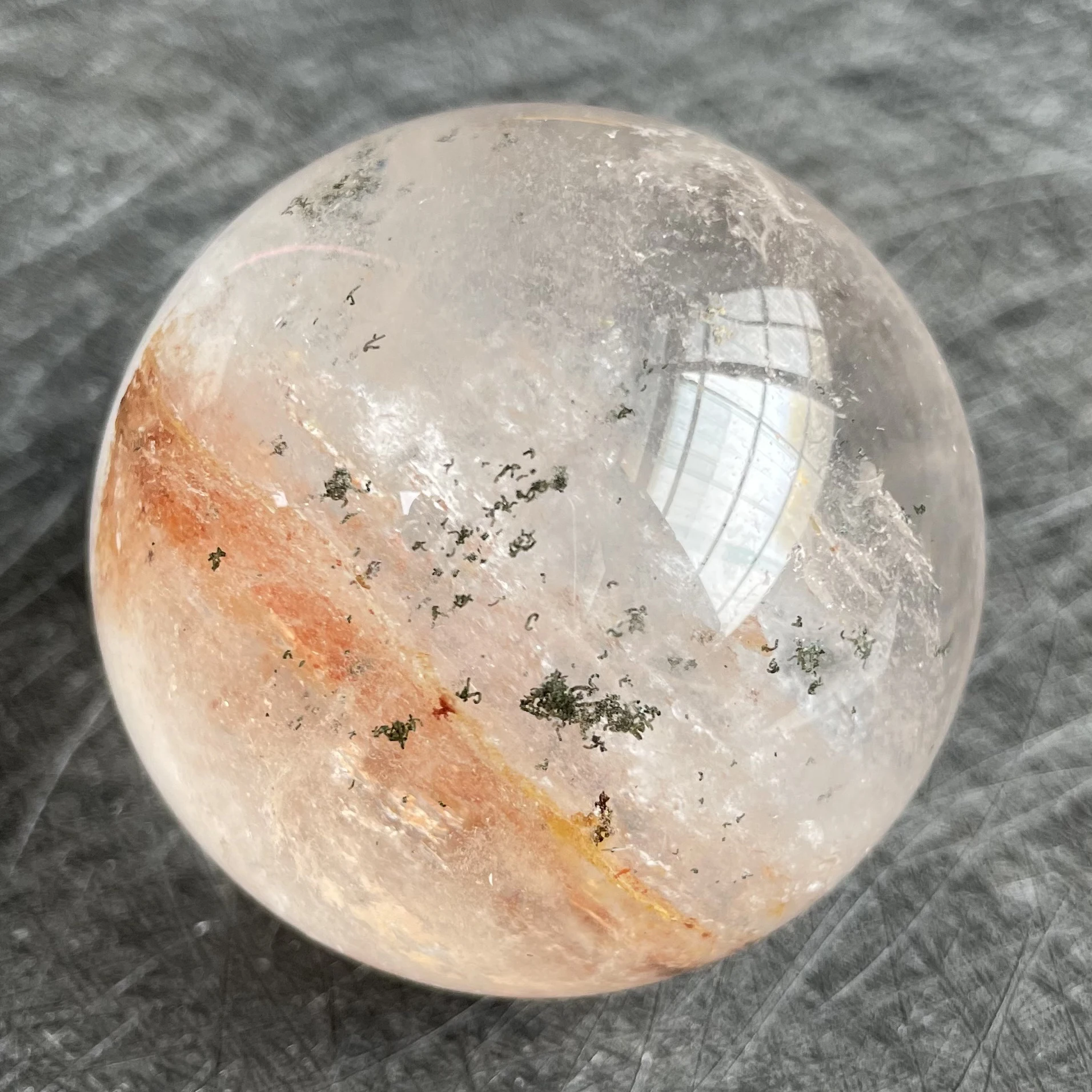 205g Natural Stone Clear Quartz Crystal Ball Rainbow Sphere Polished Rock Reiki Healing W15