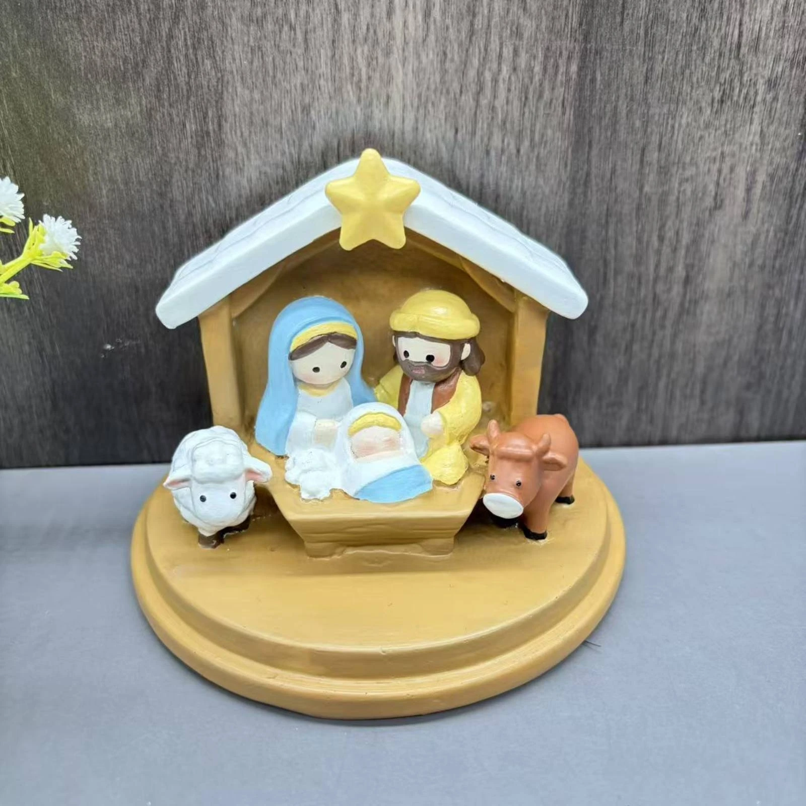 Resin Christmas Ornament Cute Christmas Nativity Figurines Nativity Figurine Tabletop Holiday Decor Handmade for Outdoor