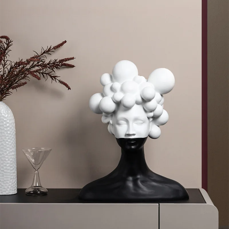 Abstract figure sculpture ornament, office desktop decoration, modern light luxury creative decoration