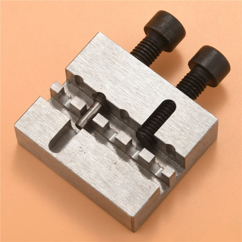 HOES-35 Chain Break…